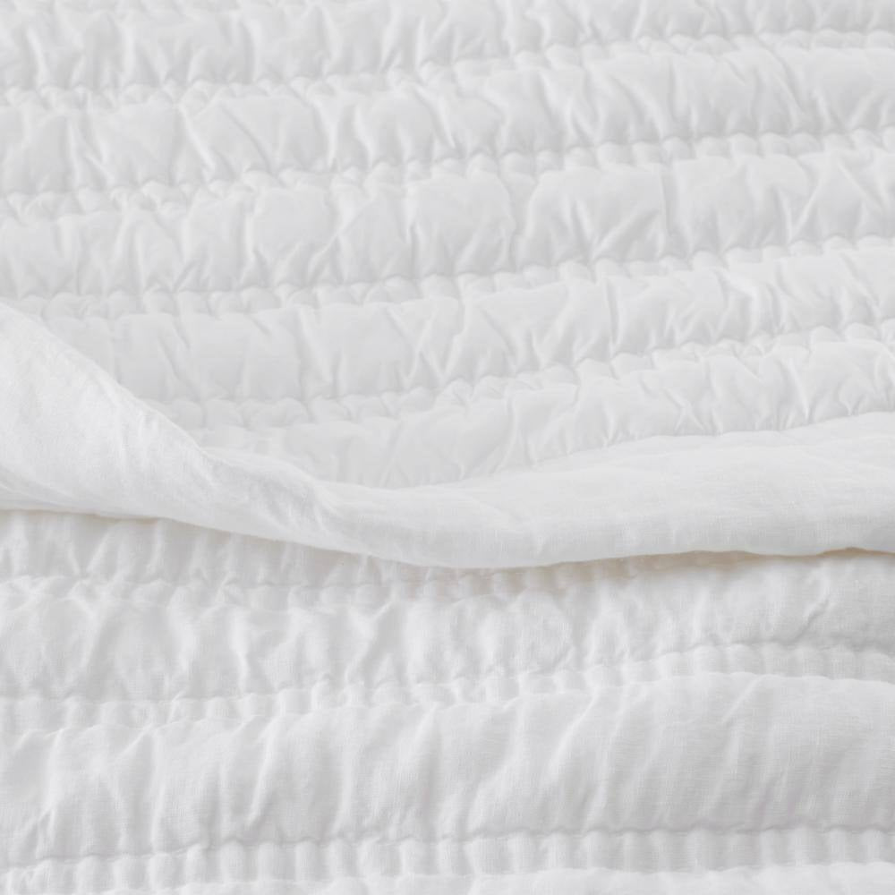 Legends Hotel White Washed Linen Full/Queen Quilt