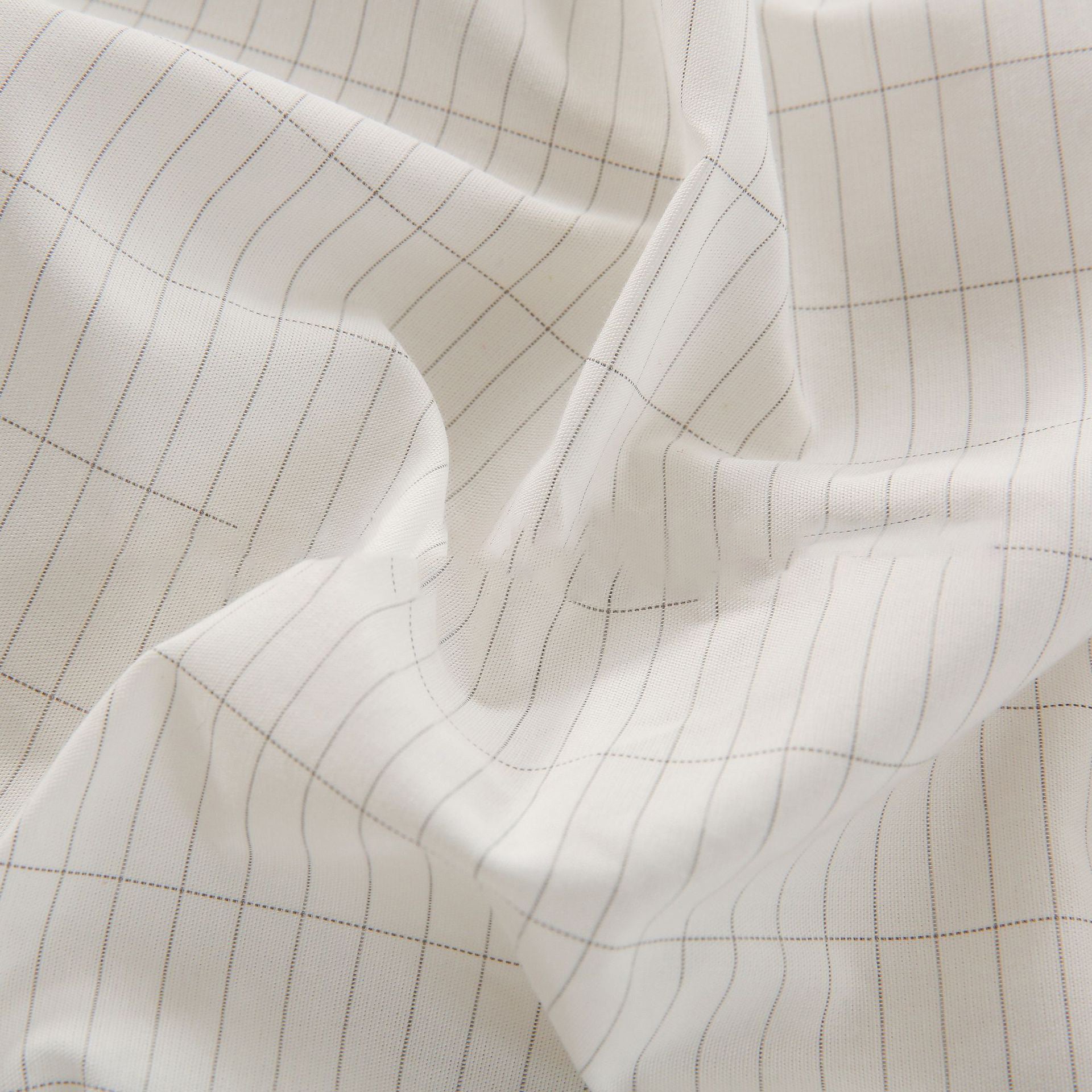 GroundBeds Luxe – Grounded Air Mattress Sheet With Silver Fibre With Grounding Plugs