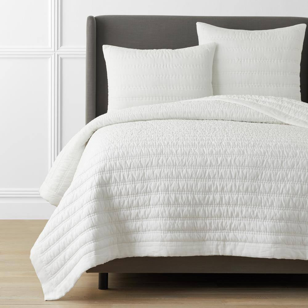 Legends Hotel White Washed Linen Full/Queen Quilt